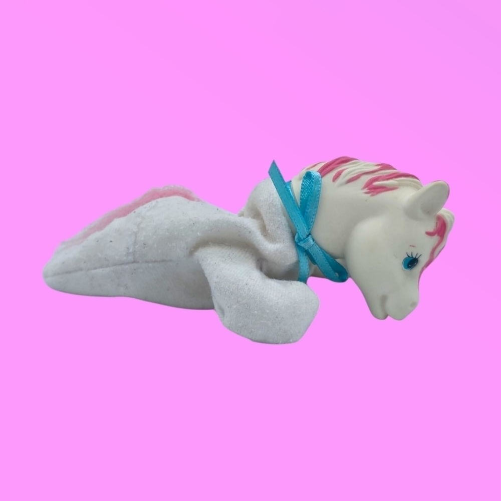 Vintage 1992 Hasbro Pony Surprise Replacement Baby White Pink Horse